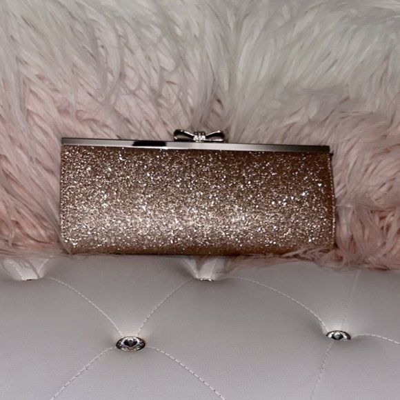 I.N.C. International Concepts
Carolyn Glitter Clutch Rose Gold - Picture 8 of 14